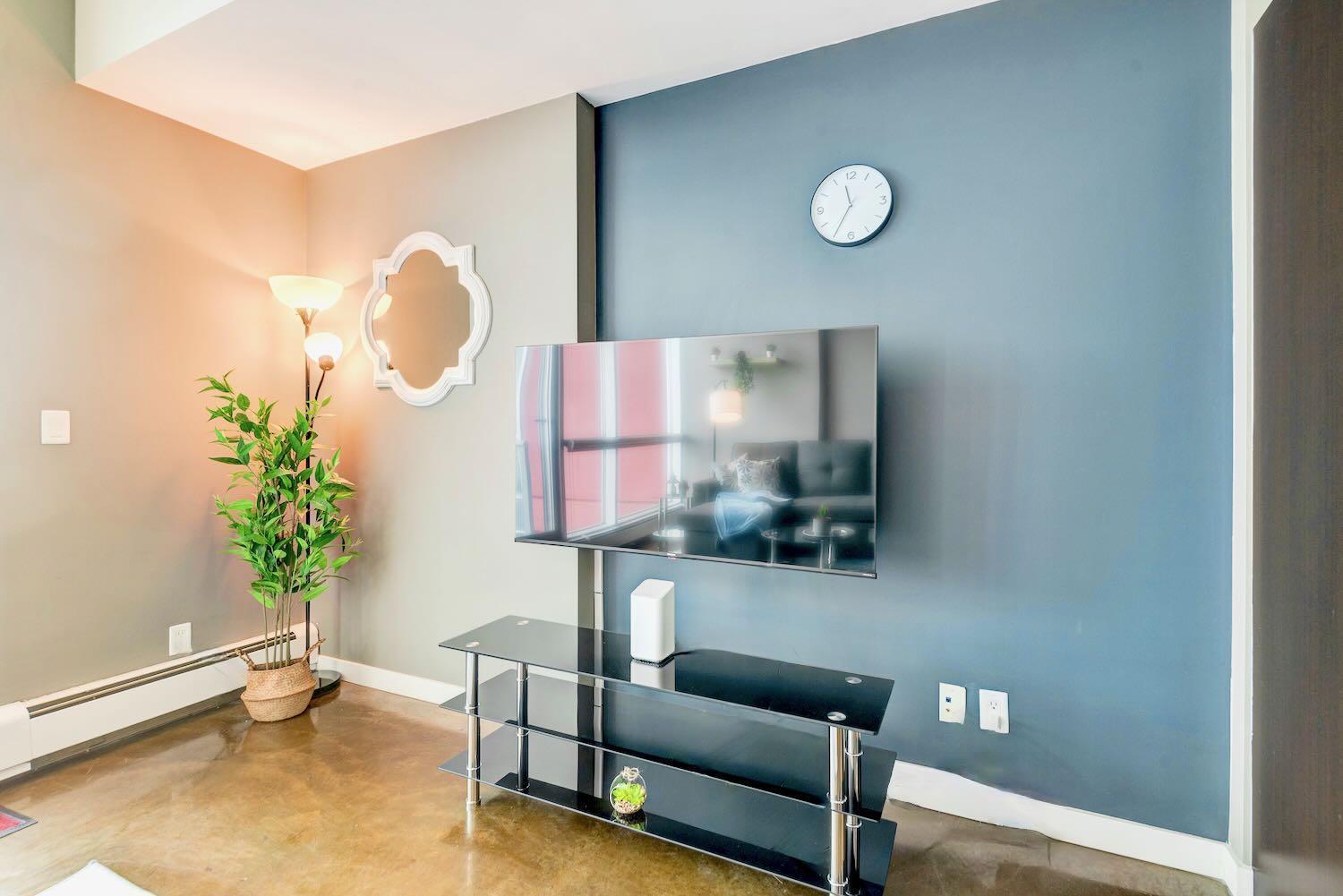 Modern 2Br Condo - King Bed - Downtown City Views YYC Buitenkant foto